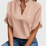 Lydia | Zachte en Elegante V-Hals Blouse